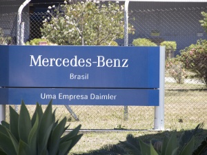 FDV realiza primeira visita à Mercedes-Benz, em Juiz de Fora